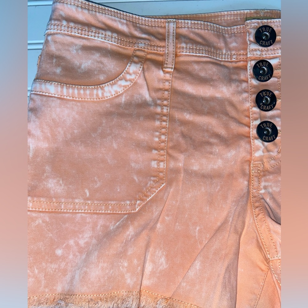 True Craft Jr Sz 7 Stretchy Shorts W-32" I-3" 2 4 Button Closure New with Tags - Picture 3 of 3